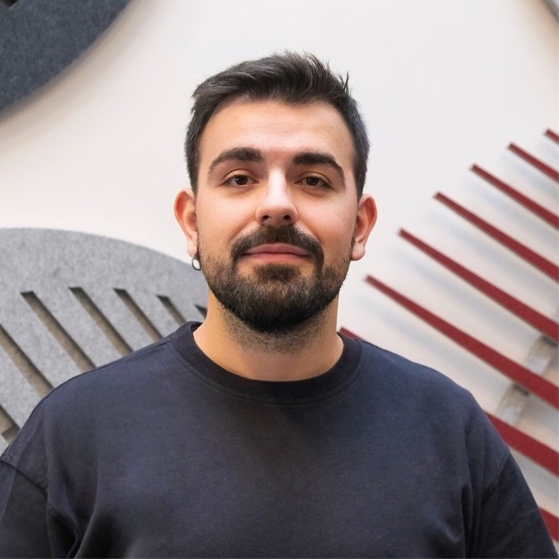 Bedri Keskin, Communications at Davion